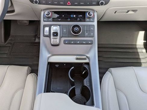 Used 2023 Hyundai Palisade Calligraphy FWD image 19