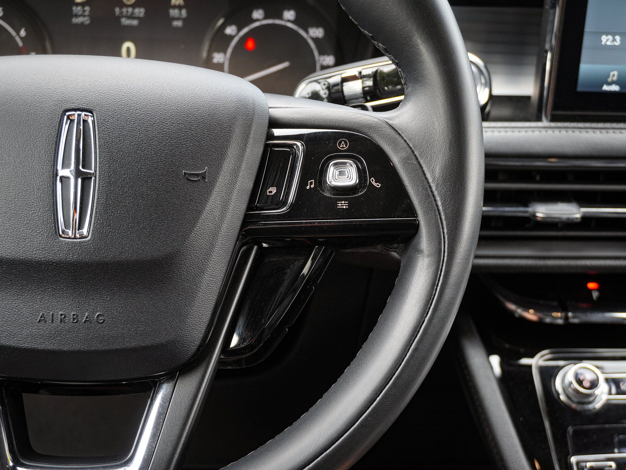Used 2021 Lincoln Corsair FWD image 21
