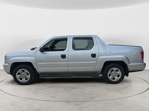 Used 2010 Honda Ridgeline RT image 3