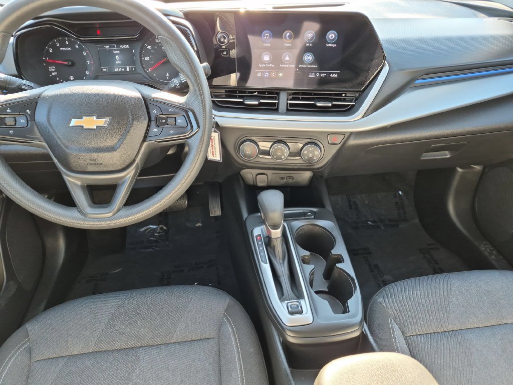 Used 2025 Chevrolet Trax LS FWD image 24