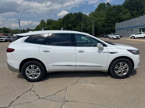 Used 2020 Buick Enclave Essence AWD/4WD image 3