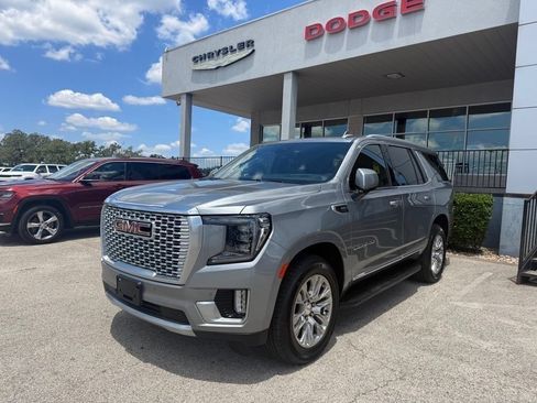 Used 2023 GMC Yukon Denali RWD image 1