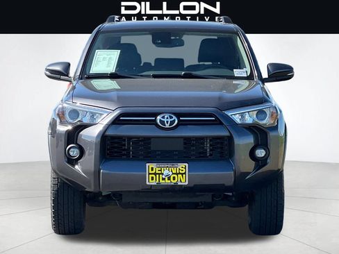 Used 2021 Toyota 4Runner SR5 Premium w/ Moonroof Package AWD/4WD image 9