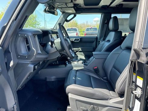 New 2026 Ford Bronco Badlands AWD/4WD image 21
