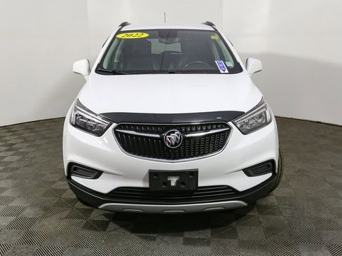 Used 2022 Buick Encore Preferred w/ Safety Package image 4