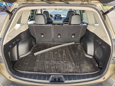 Used 2022 Subaru Forester Limited image 28