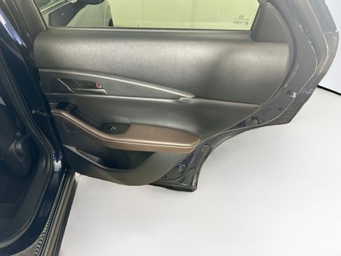 Used 2023 MAZDA CX-30 AWD 2.5 S w/ Premium Package image 32