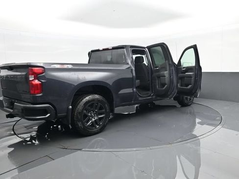 Used 2023 Chevrolet Silverado 1500 Custom w/ LPO, Dark Essentials Package AWD/4WD image 27