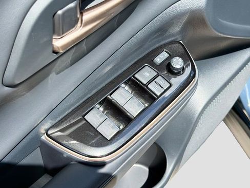 Used 2026 Toyota Crown Signia w/ Advanced Technology Package image 23