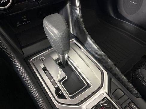 Used 2024 Subaru Forester Premium image 19