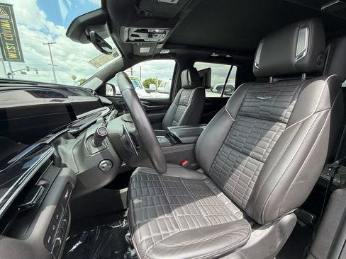 Used 2024 Cadillac Escalade V w/ LPO, ONYX Package AWD/4WD image 14