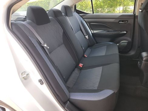 Used 2025 Nissan Versa SV FWD image 15