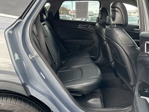 Used 2023 Kia Sportage EX image 13