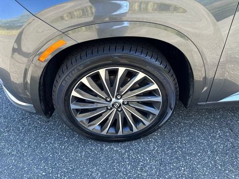 Certified 2024 Hyundai Palisade Calligraphy AWD/4WD image 26