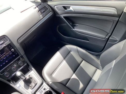 Used 2019 Volkswagen Golf Alltrack SE AWD/4WD image 17