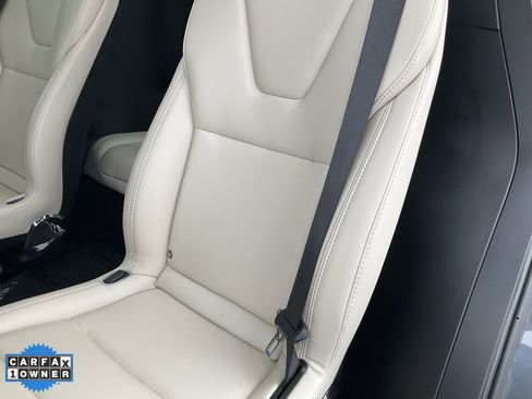 Used 2018 Tesla Model X 100D image 30