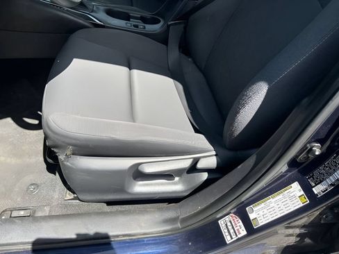 Used 2023 Toyota Corolla LE FWD image 21