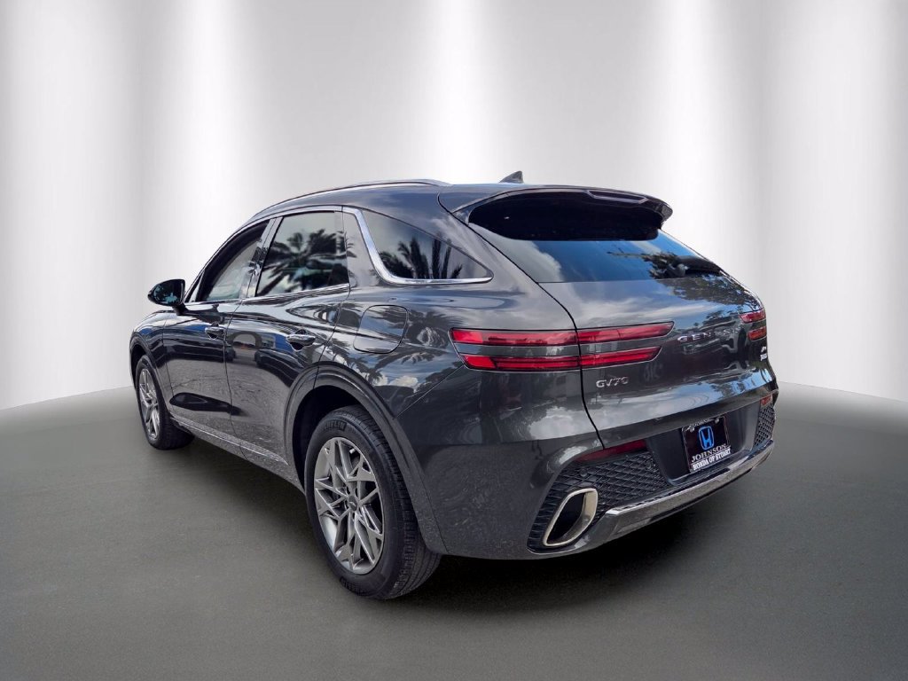 Used 2025 Genesis GV70 2.5T AWD/4WD image 5