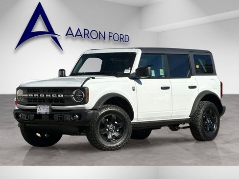 New 2025 Ford Bronco Big Bend w/ Black Diamond Package AWD/4WD image 2