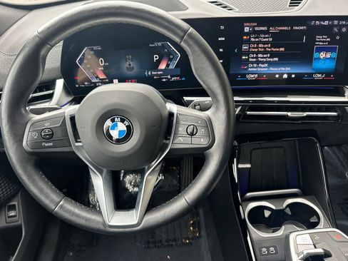 Used 2025 BMW X2 xDrive28i w/ Premium Package AWD/4WD image 15