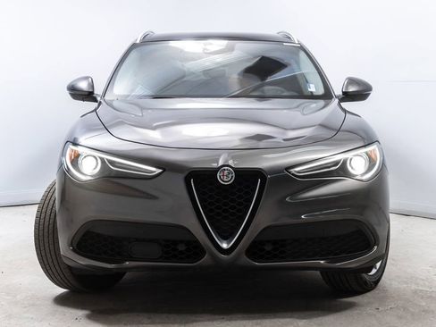 Used 2018 Alfa Romeo Stelvio Ti AWD/4WD image 10