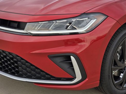New 2026 Volkswagen Jetta SE FWD image 6