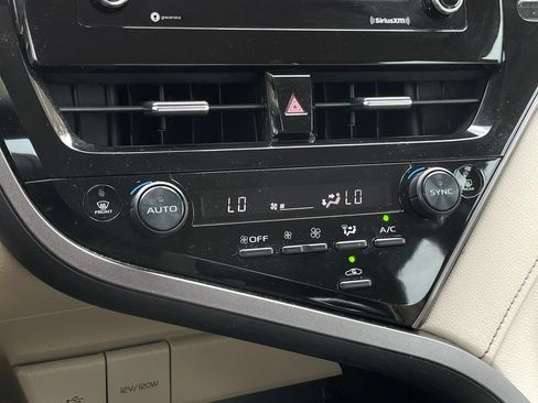 Used 2022 Toyota Camry LE FWD image 18