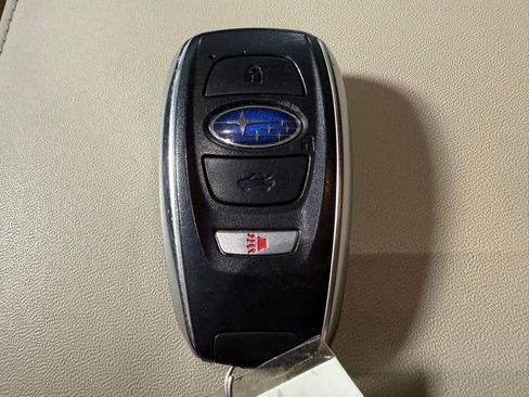 Used 2022 Subaru Outback Limited image 24