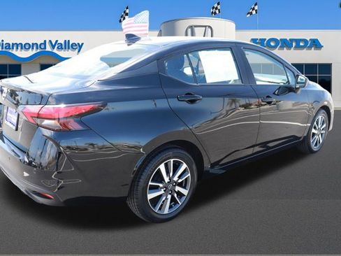 Used 2025 Nissan Versa SV FWD image 7
