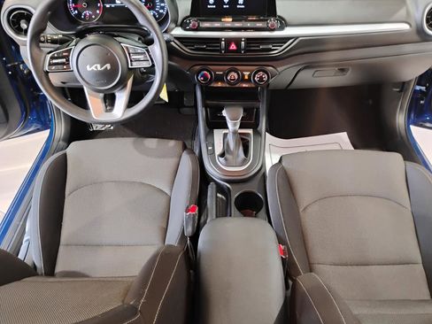 Used 2024 Kia Forte LXS w/ LXS Technology Package FWD image 35