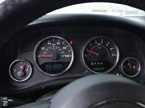 Used 2017 Jeep Wrangler Unlimited Sport w/ Quick Order Package 24S AWD/4WD image 12