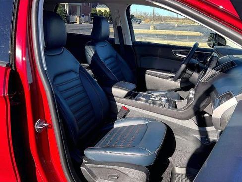 Certified 2024 Ford Edge SEL w/ Sport Appearance Package image 8