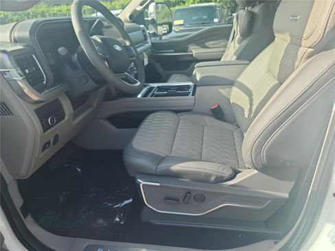 New 2026 Ford F350 Platinum w/ Platinum Plus Package AWD/4WD image 15