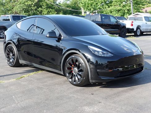 Used 2022 Tesla Model Y Performance AWD/4WD image 4