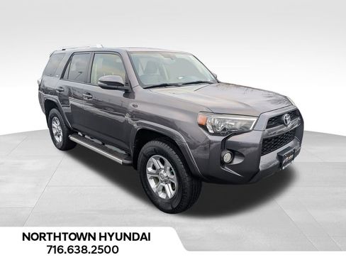 Used 2015 Toyota 4Runner SR5 Premium image 1