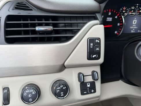 Used 2016 GMC Yukon Denali image 21