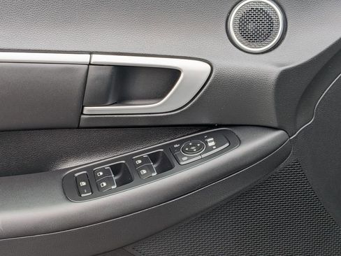 Used 2025 Hyundai Sonata SEL FWD image 13
