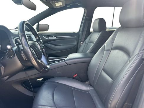 Used 2023 Buick Enclave Essence FWD image 9