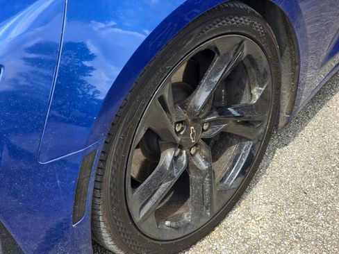 Used 2023 Chevrolet Camaro SS RWD image 6