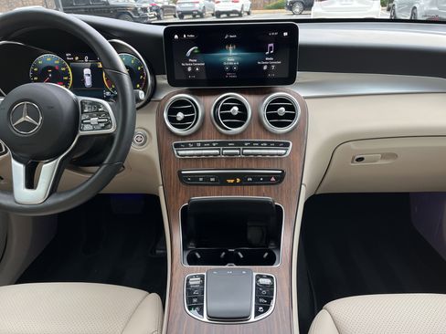 Certified 2022 Mercedes-Benz GLC 300 4MATIC image 35