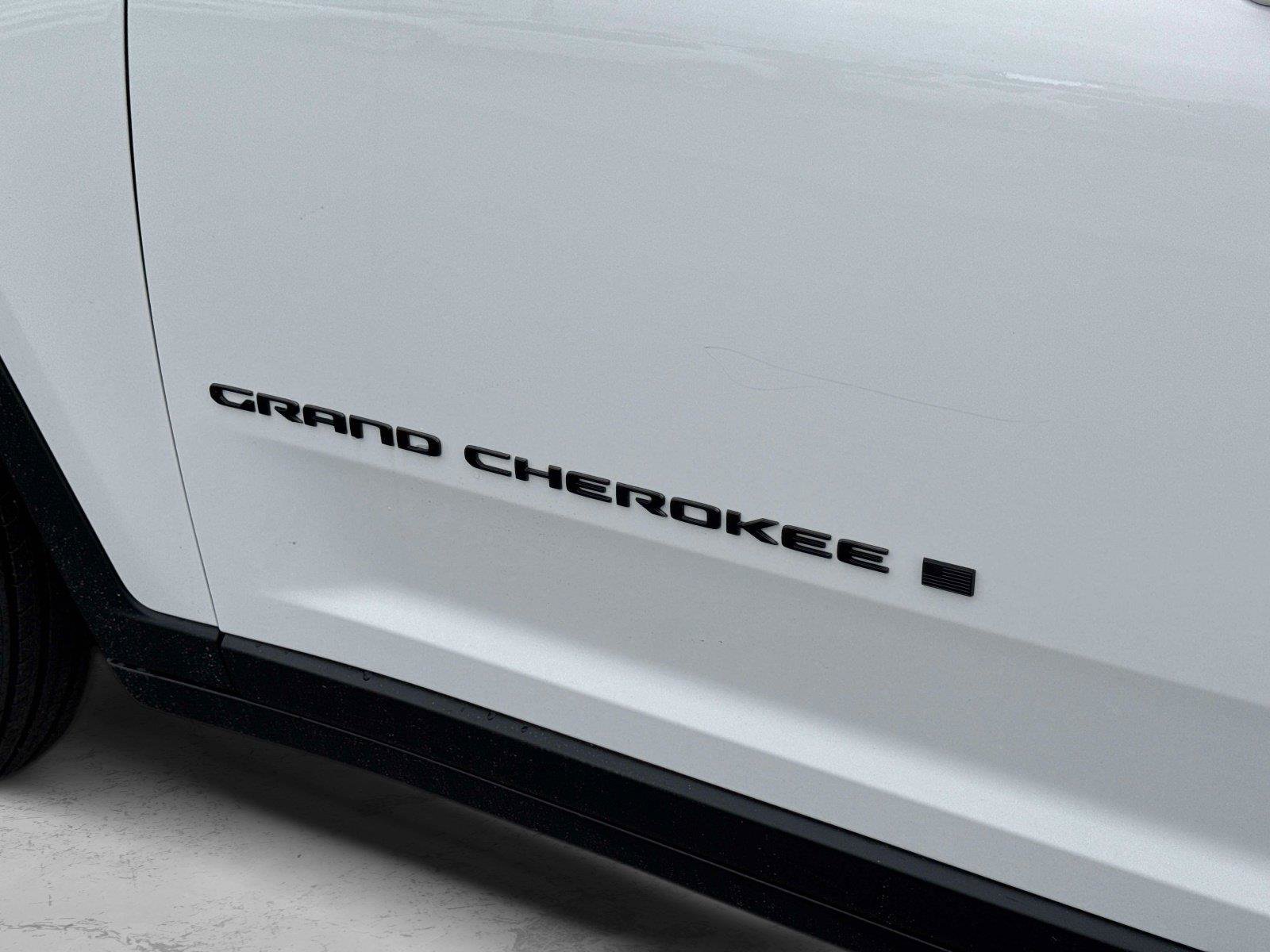 New 2027 Jeep Grand Cherokee Limited AWD/4WD image 12