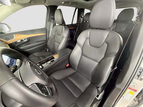 Certified 2024 Volvo XC90 B6 Plus AWD/4WD image 21