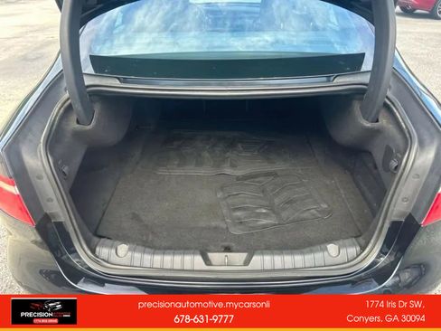 Used 2016 Jaguar XF R-Sport image 12