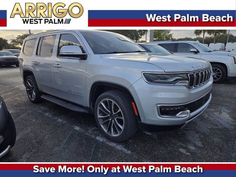 Used 2022 Jeep Wagoneer Series II w/ Premium Group I RWD image 1