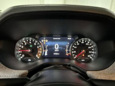 Used 2024 Jeep Compass Latitude AWD/4WD image 12