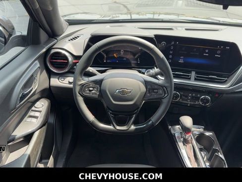 Used 2026 Chevrolet Trax RS w/ Driver Confidence Package FWD image 13