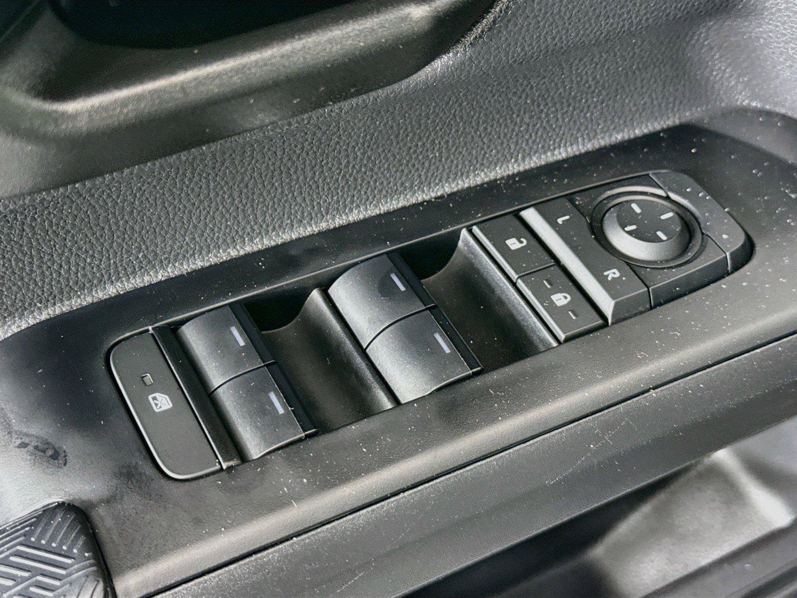 Certified 2026 Toyota Tacoma SR5 AWD/4WD image 25