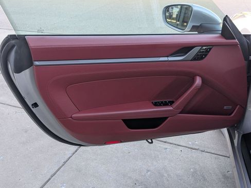 Used 2021 Porsche 911 Carrera S image 15