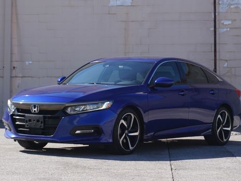 Used 2019 Honda Accord Sport image 1