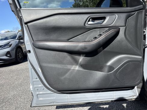 Used 2025 Nissan Rogue Rock Creek image 13